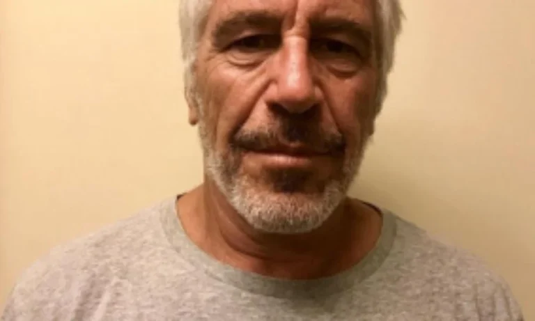 Documentos do FBI Revelam que Jeffrey Epstein Possuía CPF Ativo no Brasil Desde 2003