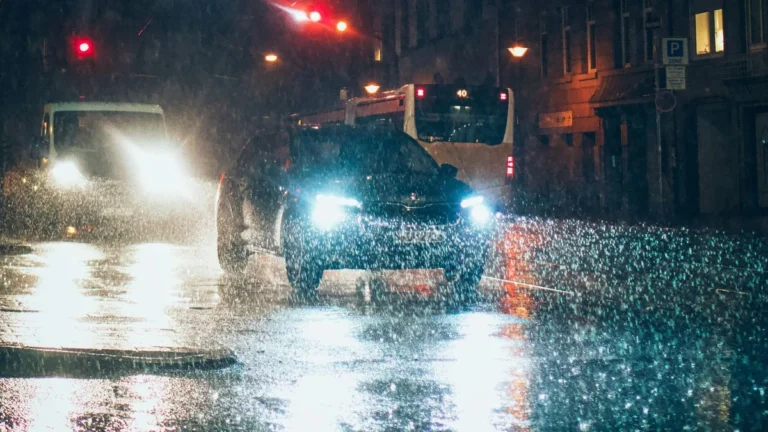 Verão 2026: 3 Erros Comuns que Destroem a Carroceria do Seu Carro e Como Evitá-los