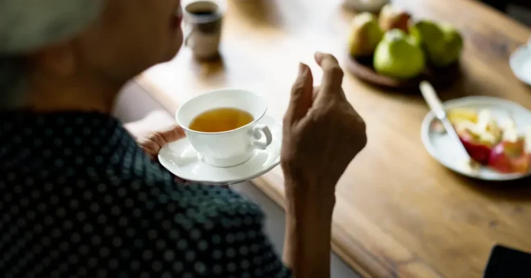 Chás para Pressão Alta: Ciência Revela Quais Infusões Podem Ajudar (e o Que Realmente Funciona)