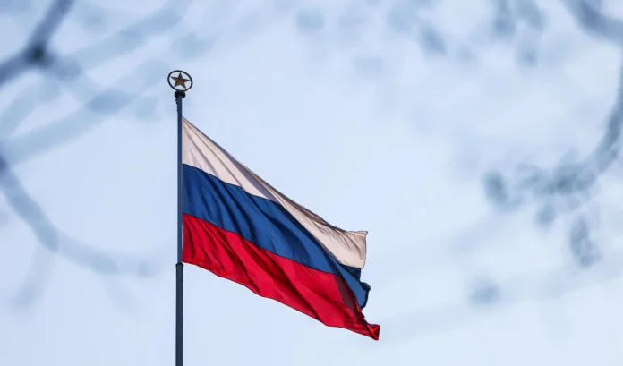 Líderes militares do Reino Unido e Alemanha alertam: Europa precisa se rearmar urgentemente para evitar guerra com a Rússia