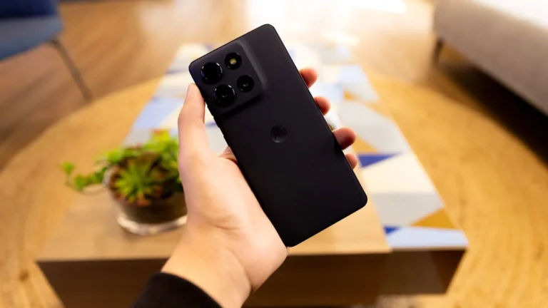 Amazon Faz Queima: Moto G86 5G de 256 GB da Motorola Com Tela pOLED e Resistência Militar Atinge Preço Recorde de R$ 1.519