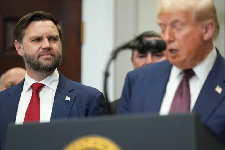 Vice-presidente dos EUA: Irã não aceita ‘linhas vermelhas’ de Trump sobre programa nuclear