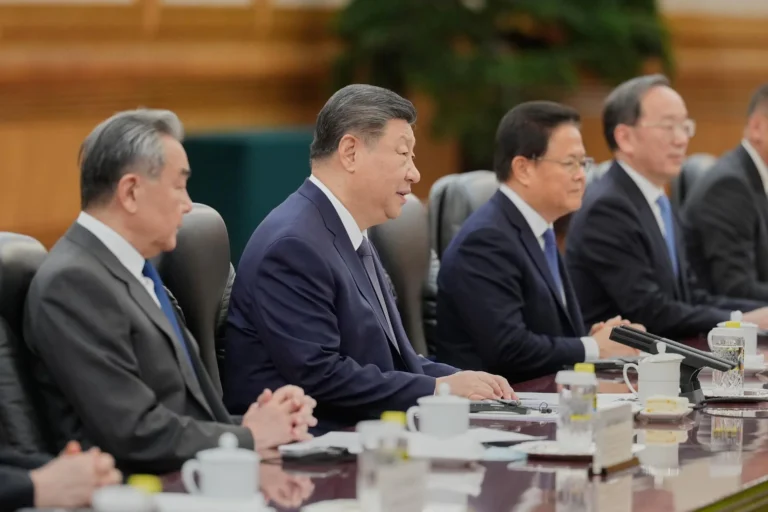 China acelera produção de submarinos nucleares e supera EUA em lançamentos, aponta relatório