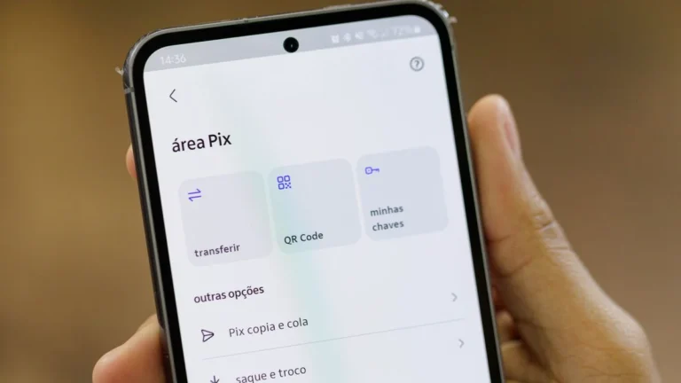 Pix do Itaú fora do ar nesta quinta (19)? Clientes relatam falhas e instabilidade no app para transferências