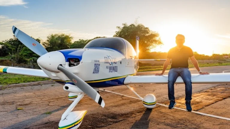 Alexandre Frota, o ‘Alex Bacana’, planeja épica volta ao mundo em avião experimental RV-10: 74 mil km por 5 continentes