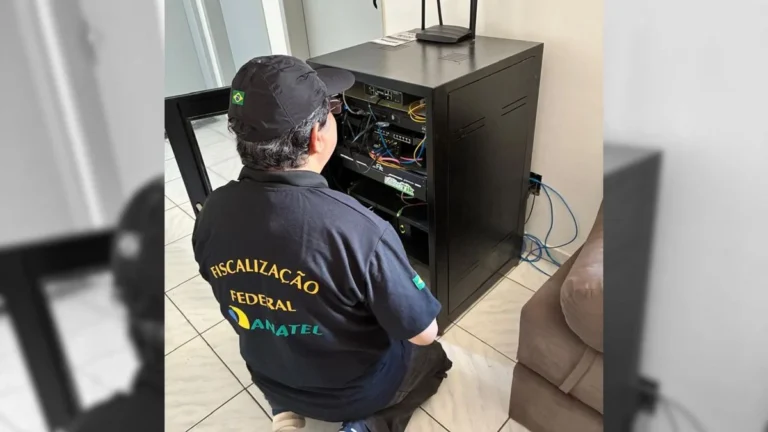 Blitz Nacional da Anatel Contra Operadoras de Fibra Clandestinas Causa Prisões e Apreensões Milionárias
