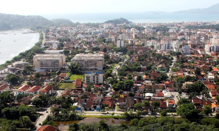 Quanto Custa um Fim de Semana em Ubatuba? Guia Completo de Preços para Planejar Sua Viagem Sem Surpresas