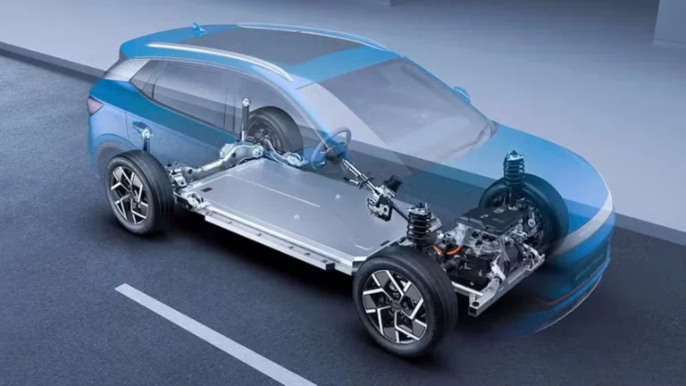 Revisão de Carro Elétrico: Entenda o Que É Feito e Por Que a Manutenção É Essencial para a Vida Útil da Bateria e Componentes