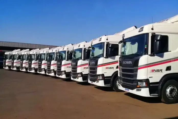 Oportunidade em Toledo: Nova Santa Rosa Abre Vagas Urgentes para Motoristas Carreteiros Experientes