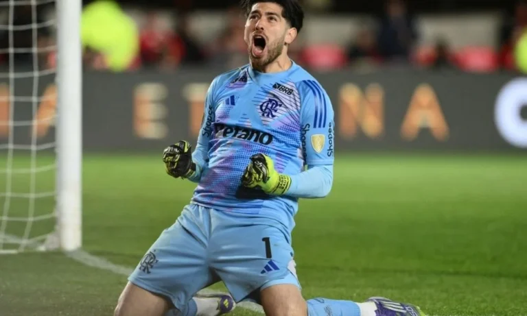 Herói Rossi Brilha nos Pênaltis e Flamengo Conquista o Inédito 40º Título Carioca, Celebrando o Tricampeonato