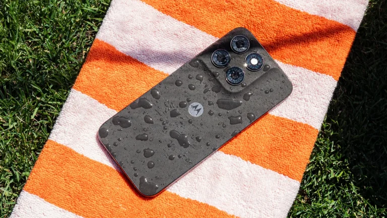 Motorola Lança Moto G77 e G67 no Brasil: Conheça os Novos Baratinhos com Dimensity, Câmera de 108MP e Bateria de 5.200mAh para Brilhar no Segmento Acessível