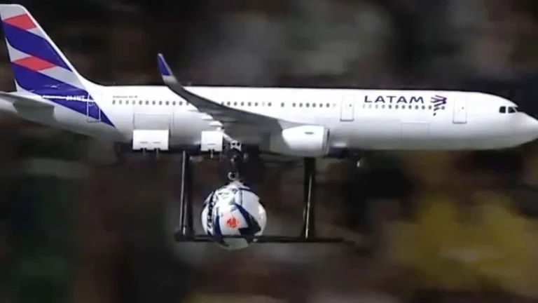 “Avião” que entregou bola da final do Paulistão é drone especial; conheça