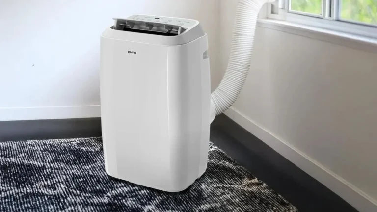 Magalu Derruba Preço do Ar-Condicionado Portátil Philco PAC12000F5 de 12.000 BTUs para R$ 2.159 com Cupom: Menor Valor do Ano para Modelo 3 em 1 com Serpentina de Cobre