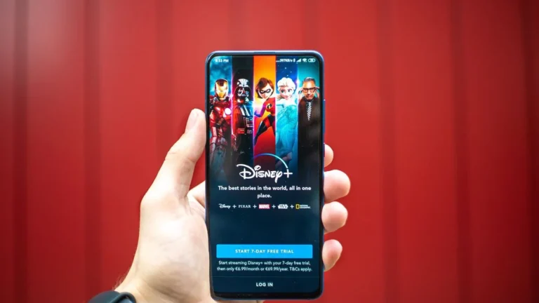 Disney+ Adota Estilo TikTok com ‘Verts’: Novo Feed Vertical Promete Revolucionar a Descoberta de Conteúdo e Engajar Geração Z no Streaming
