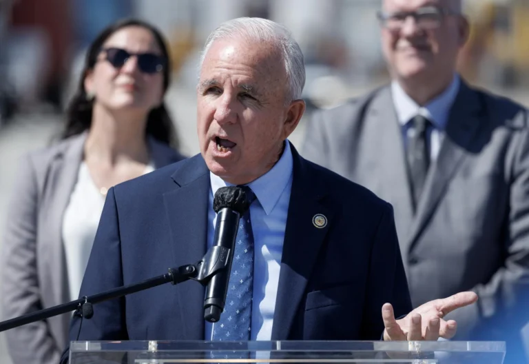 Deputado Republicano dos EUA Chama Lula, Petro e Sheinbaum de “Bandidos Socialistas” Após Crítica a Ações no Oriente Médio