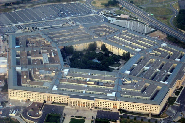 Pentágono estima que conflito contra o Irã dure mais 4 a 6 semanas; EUA "adiantados" na missão