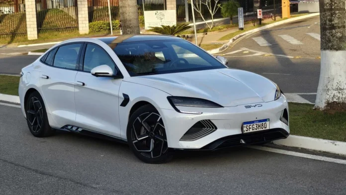 BYD Seal Elétrico de 531 cv Despenca Preço e Custa o Mesmo Que Jeep Commander no Brasil: Conheça a Oferta Inacreditável