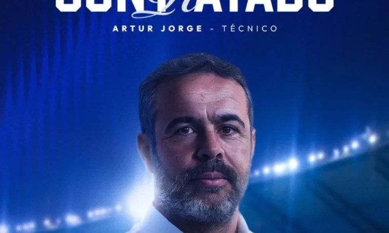 Cruzeiro Anuncia Artur Jorge como Novo Técnico até 2027; Treinador Campeão da Libertadores e Brasileiro pelo Botafogo Chega para Reerguer o Time