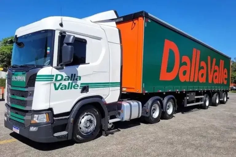 Dalla Valle Transportes Abre Vagas para Motorista Carreteiro em Canoas com Salário Competitivo