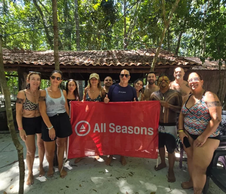 Caraíva Brilha no Turismo Internacional: Famtours Atraem Argentinos e Olhos Europeus para o Charme Autêntico do Vilarejo