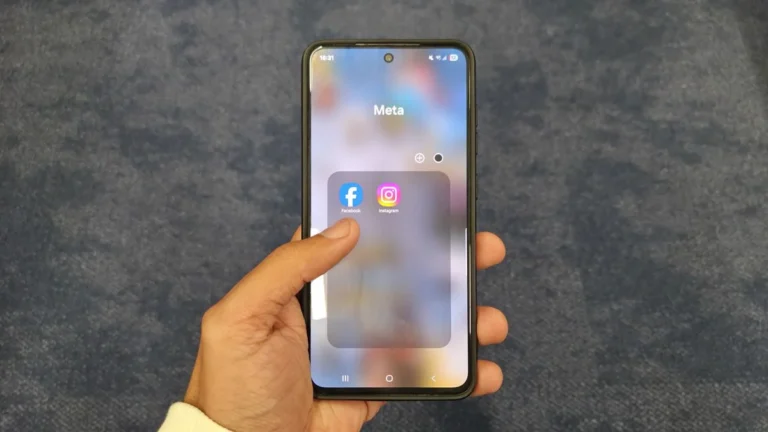 Meta Aposta em IA para Turbinar Compras no Facebook e Instagram com Resumos Inteligentes de Avaliações de Produtos