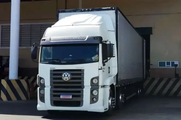 FK Transportes Abre Vagas Urgentes para Motoristas CNH D em Santa Catarina: Veja Como se Candidatar