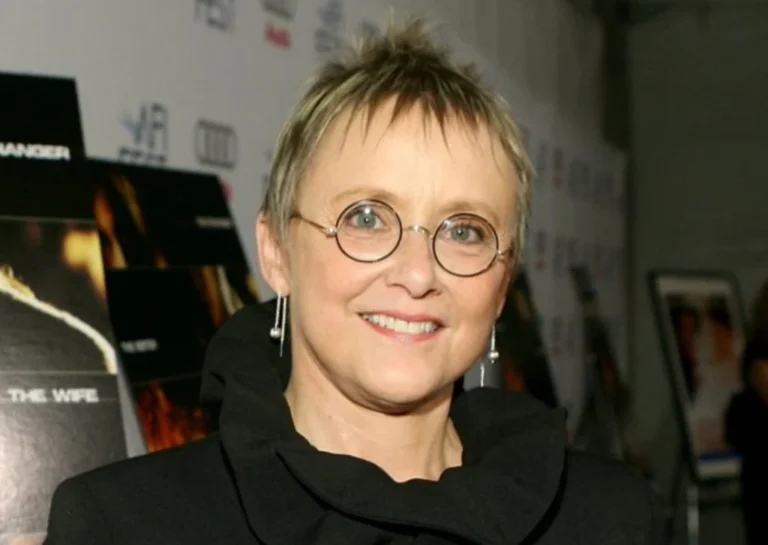 Mary Beth Hurt, atriz renomada de Hollywood e indicada ao Tony, morre aos 79 anos