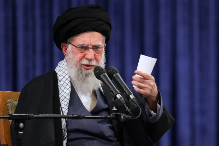Israel Afirma Ter Encontrado Corpo de Ali Khamenei Após Ataque ao Irã; Teerã Contesta