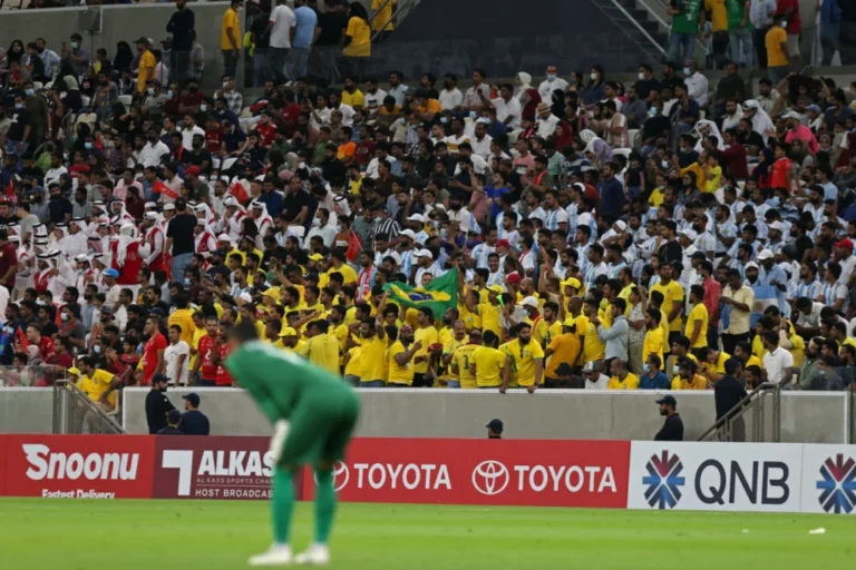 Ataques do Irã no Catar: Federação suspende todos os torneios de futebol; Finalíssima entre Argentina e Espanha sob incerteza e FIFA monitora