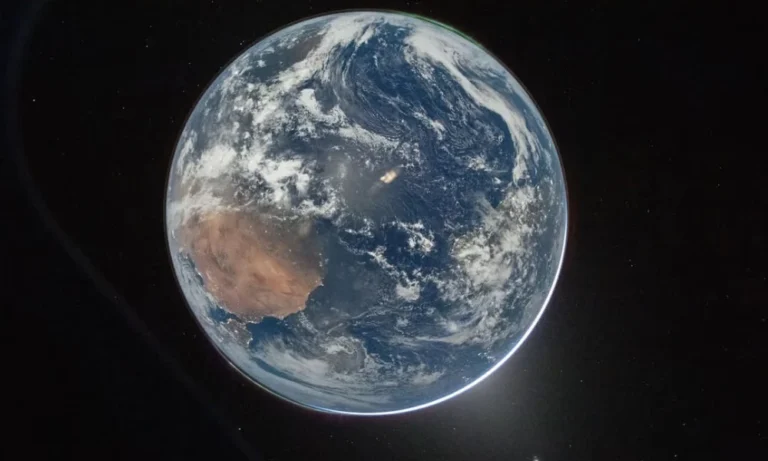 Artemis II: Veja as primeiras imagens espetaculares da Terra tiradas de órbita lunar