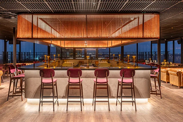 SEEN Belém Amplia Horário e Agora Oferece Almoço com Menu Cosmopolita e Clássico