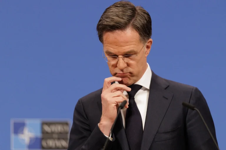 Casa Branca confirma: Trump discutirá saída dos EUA da OTAN com Secretário-Geral da aliança