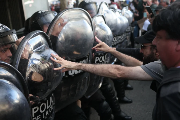 Argentina aprova reforma na Lei de Geleiras e abre caminho para ampliação da mineração