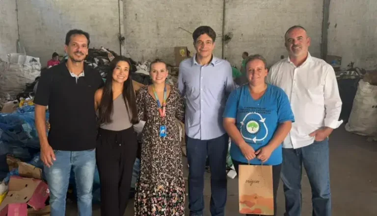 Projeto Pró-Catadores do Sebrae Transforma Cooperativas de Reciclagem em Santa Catarina