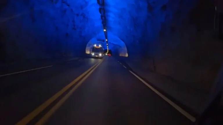 Desvende a Engenharia: Os 10 Túneis Mais Longos do Mundo Unem Ciência e Tecnologia para Viagens Seguras