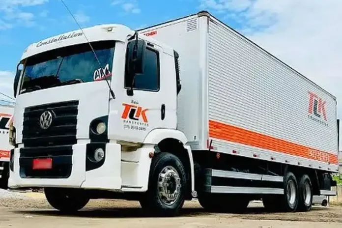 TLK Transportes Abre Vagas Urgentes para Motoristas em Contagem (MG): CNH C/D e Experiência são Requisitos