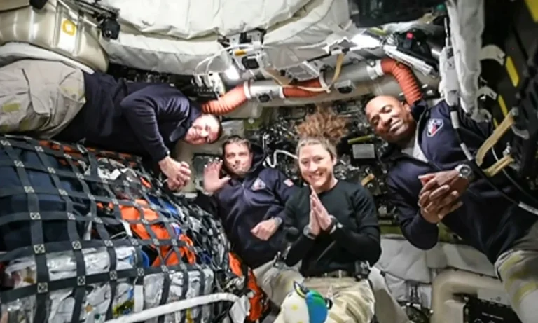 Nasa divulga vídeo emocionante do resgate da Artemis II: “Bem-vindos ao lar!”