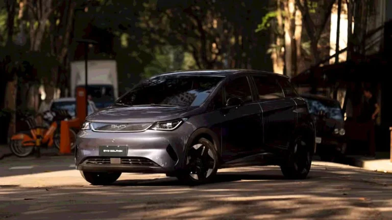 BYD Dolphin Desbanca Ícones e é Eleito o Carro Mais Desejado do Brasil em 2026: Entenda a Revolução Elétrica que Superou Civic e Corolla