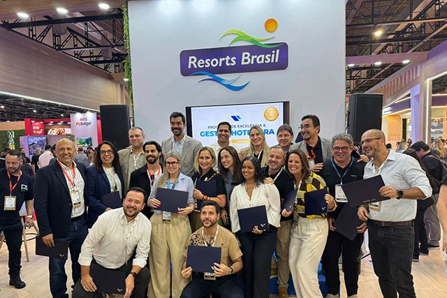 Resorts Brasil Celebra Primeira Turma de Excelência em Vendas Hoteleiras com Formatura na WTM Latin America