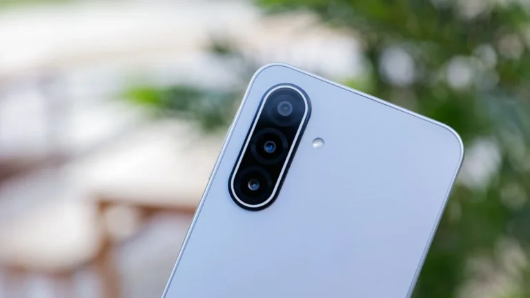 Proteja seu dinheiro: 5 celulares baratos para ter um ‘Pix Phone’ seguro e manter apps do banco em casa