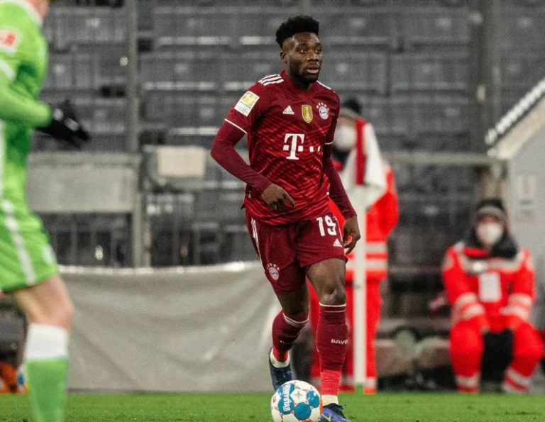 Alphonso Davies: Quem É o Único Artilheiro do Canadá na História das Copas do Mundo e a Expectativa para 2026