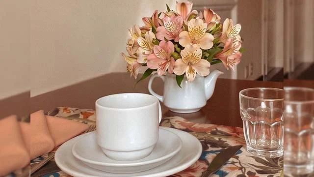 Planalto Select Hotel em Ponta Grossa celebra o Dia das Mães com workshop "Amor à Mesa" e café colonial especial