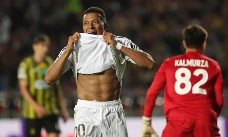 Kylian Mbappé sofre lesão muscular na coxa e desfalca Real Madrid em reta final de La Liga; Copa do Mundo de 2026 não está ameaçada