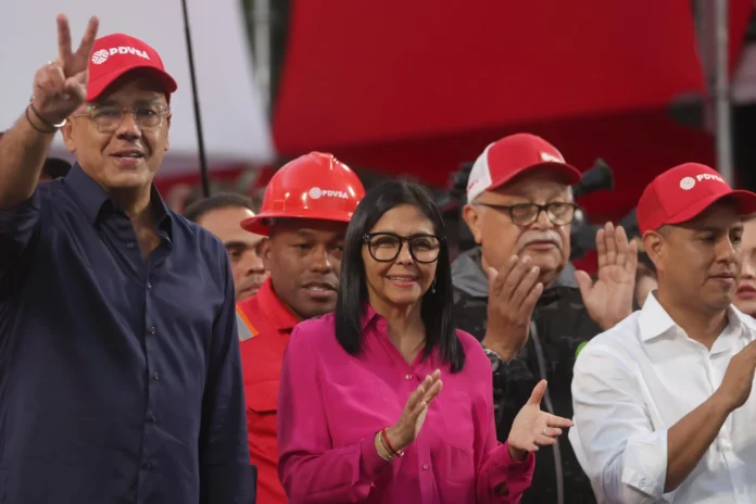 Delcy Rodríguez promove 'limpeza' no Supremo venezuelano para agradar governo Trump e buscar apoio internacional