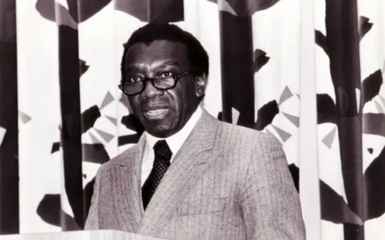Centenário de Milton Santos: O Geógrafo Negro que Revelou as Desigualdades do Brasil e do Mundo