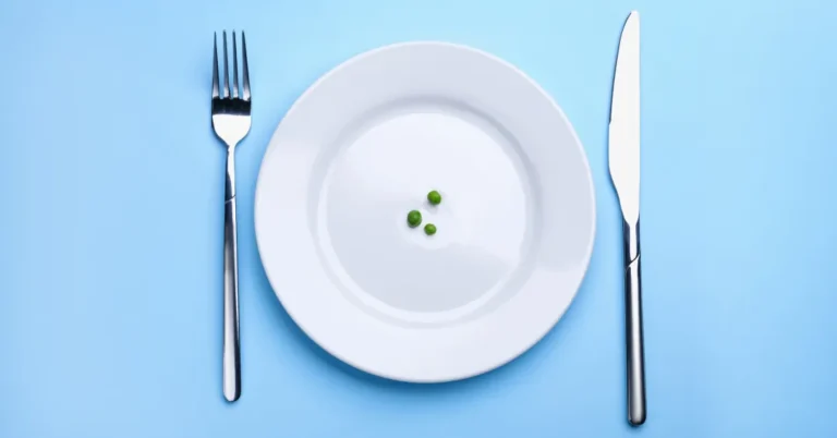 Canetas Emagrecedoras: Estudo Revela Risco de Desnutrição e Deficiências Nutricionais em Usuários