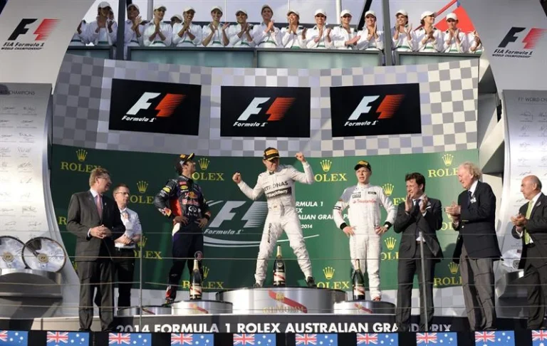 Campeões de um Só Título na F1: Relembre os Nomes Surpreendentes que Marcaram a História da Categoria