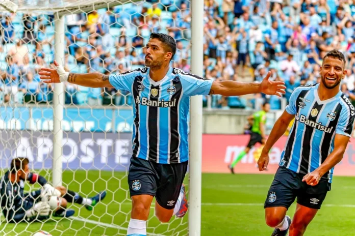 Óscar Míguez: O Atacante que Superou Luis Suárez e se Manteve como Maior Goleador Uruguaio em Mundiais por Mais de Sete Décadas