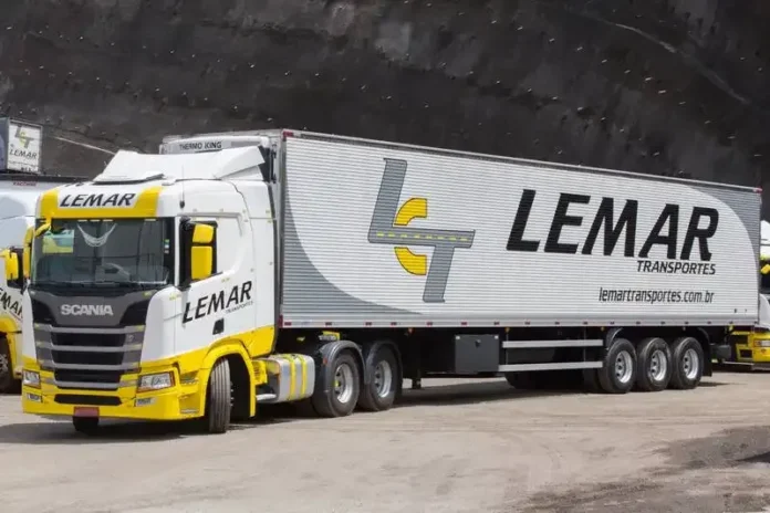 Lemar Transportes Abre Vagas para Motoristas Carreteiros em SP e SC: Veja os Requisitos e Como se Candidatar