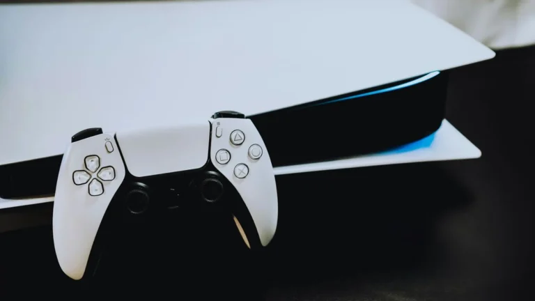 PS5 Digital ou com Leitor em 2026: Qual Versão do PlayStation 5 é a Melhor Escolha para o Seu Perfil de Gamer?